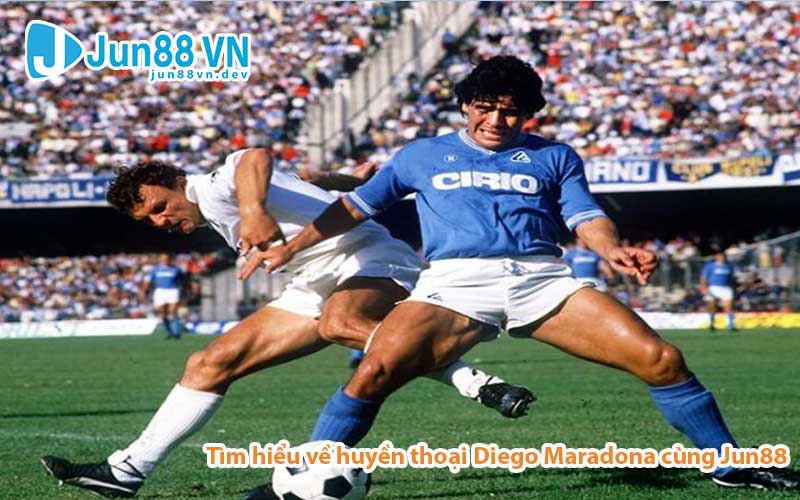 Diego Maradona có sự nghiệp đỉnh cao tại Napoli 